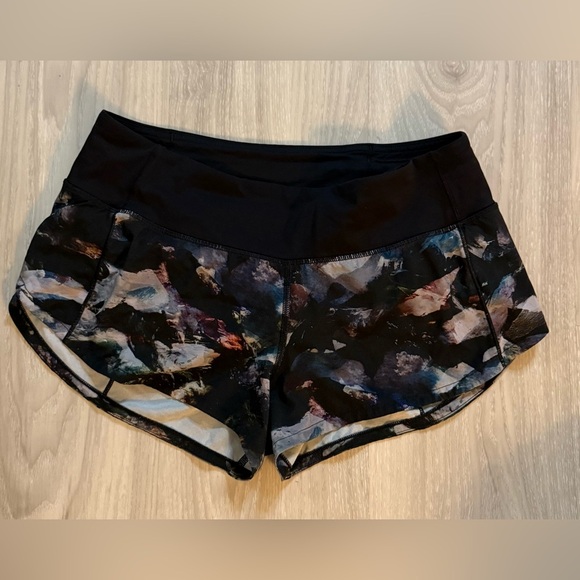 Lululemon Speed Up Shorts 2.5” Glacier Camo Starlight Black Sz 4 Rare Low Rise - Picture 8 of 11